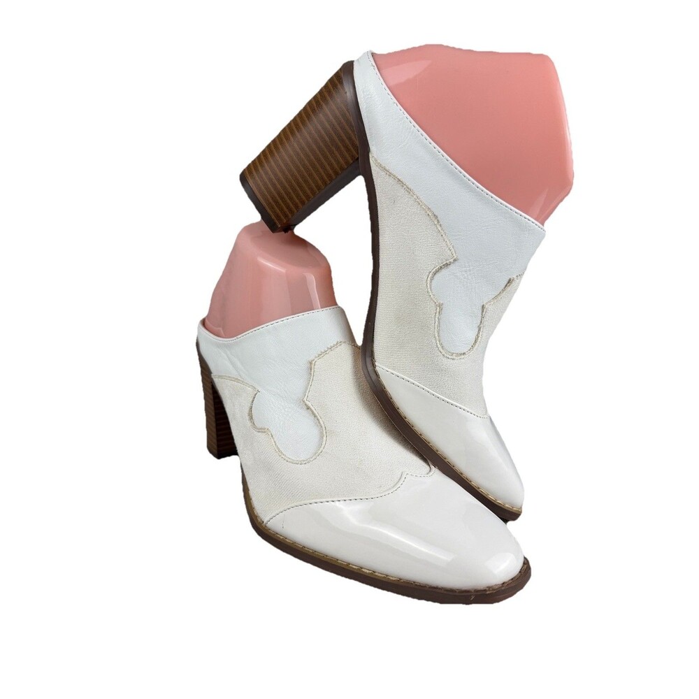 Lulus Western Mules Slip In Shoes Size 7.5 White & Ivory Square Toe Block Heel